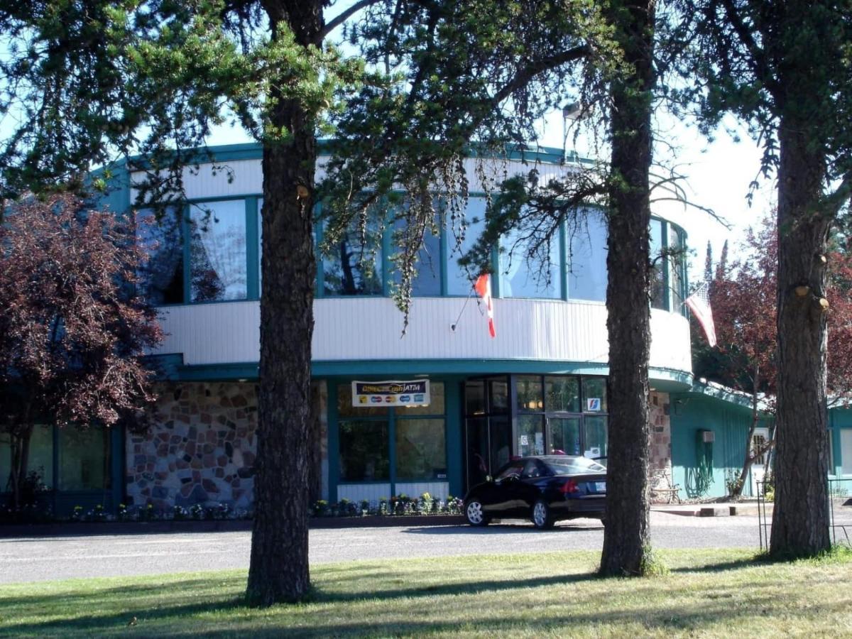 Falcon Lake Hotel Extérieur photo