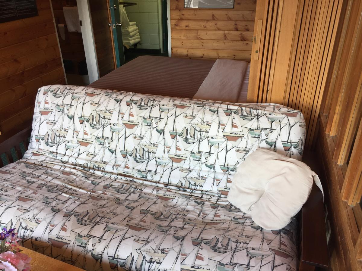 Falcon Lake Hotel Extérieur photo