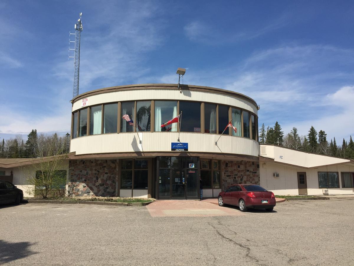 Falcon Lake Hotel Extérieur photo